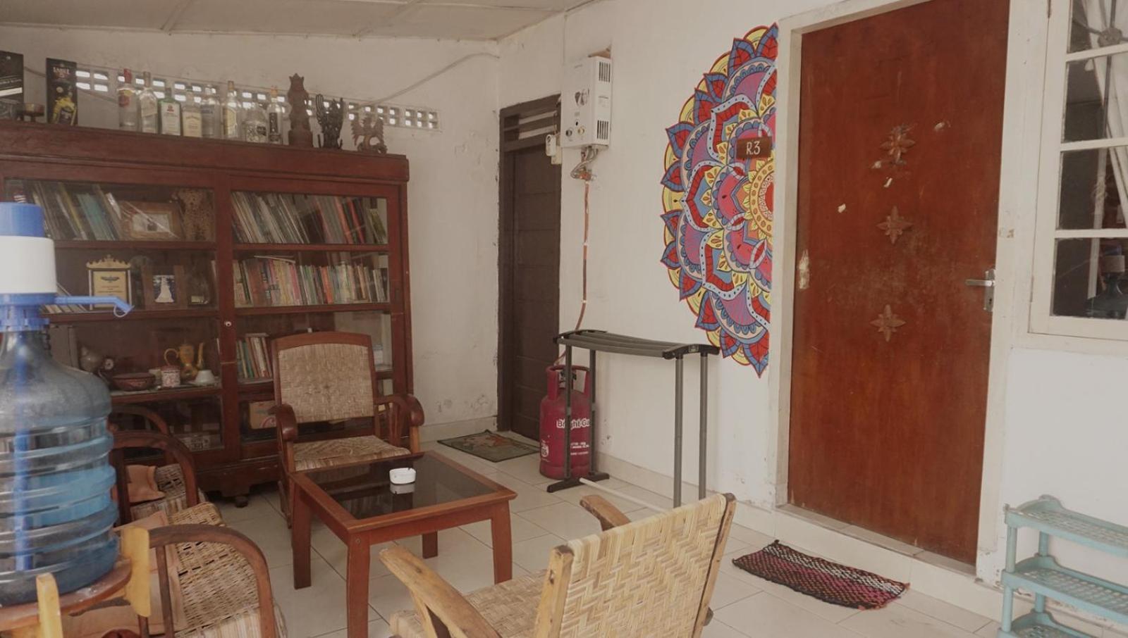 Budarno Homestay Kejayan Exterior photo